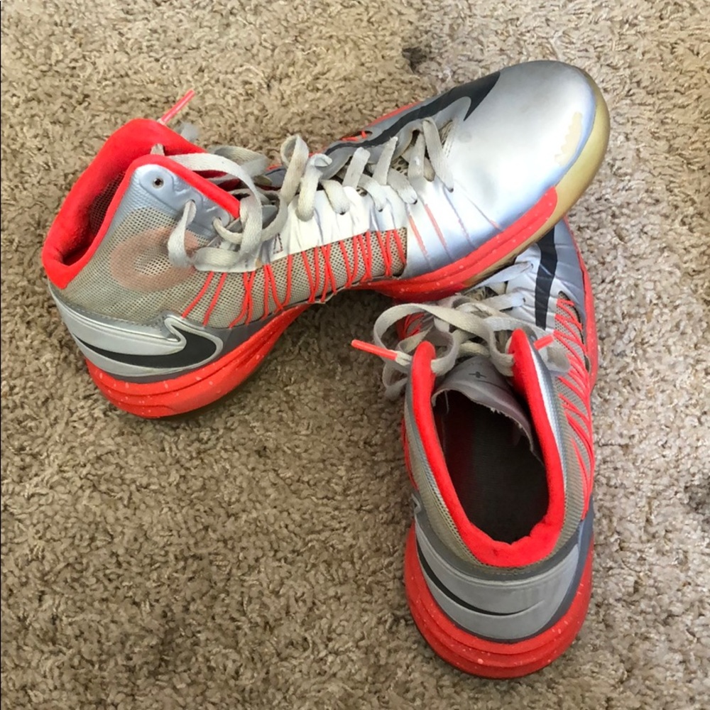 Original Nike Hyperdunks - image 1
